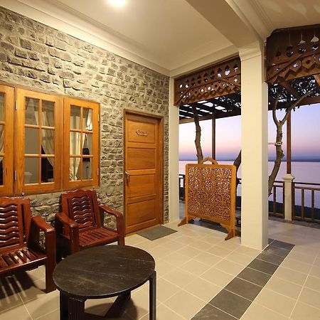 Salay River View Inn Sale Екстериор снимка
